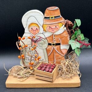 Vtg Thanksgiving Pilgrim Couple Wooden Hand Painted Fall Decor 5.5" Autumn